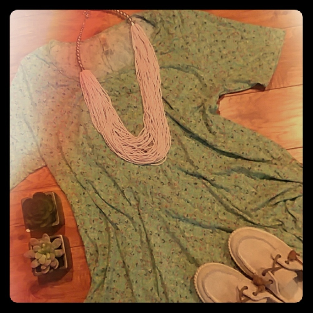 Large Mint Green "Ice Cream Sprinkles" Perfect tee